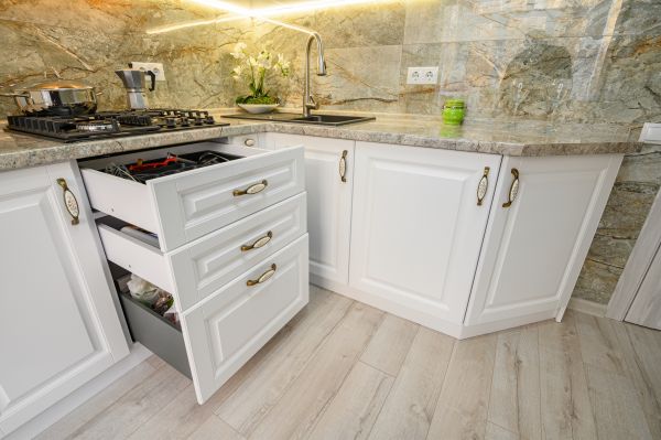 Professional Cabinets Refacing